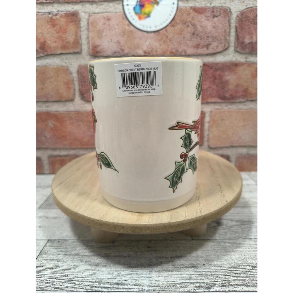 Spectrum Designz Crimson Crest Berry 16oz Ceramic Coffee Mug Red Cardinal 3 NWT - Picture 2 of 7